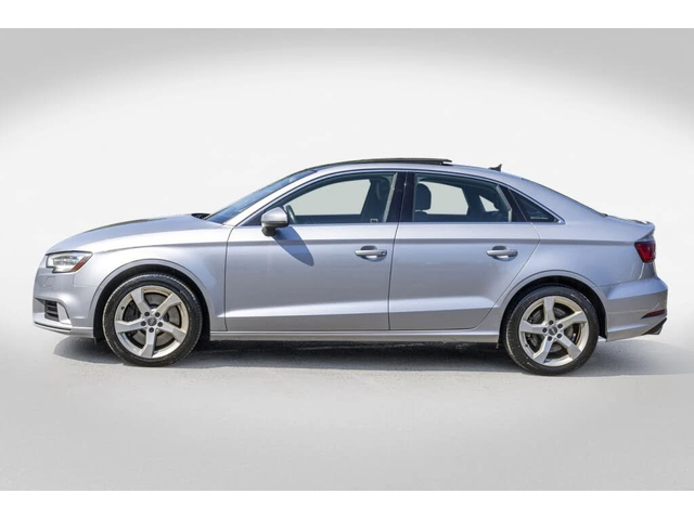 Audi A3 quattro* Premium 45 TFSI* АвтоКредит* (ЦЕНА ДО БГ) - автомобили, коли, обяви за нови и употребявани 3