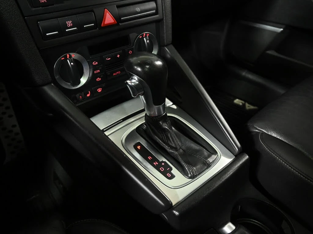 Audi A3 3.2* quattro* AвтоКредит* (ЦЕНА ДО БГ) - автомобили, коли, обяви за нови и употребявани 13