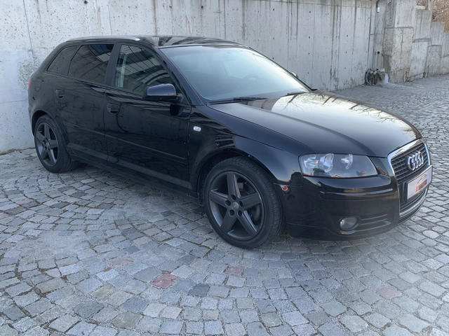 Audi A3 2.0TDI/6 speed/MULTY/Klima/CD/Sport! - автомобили, коли, обяви за нови и употребявани 0