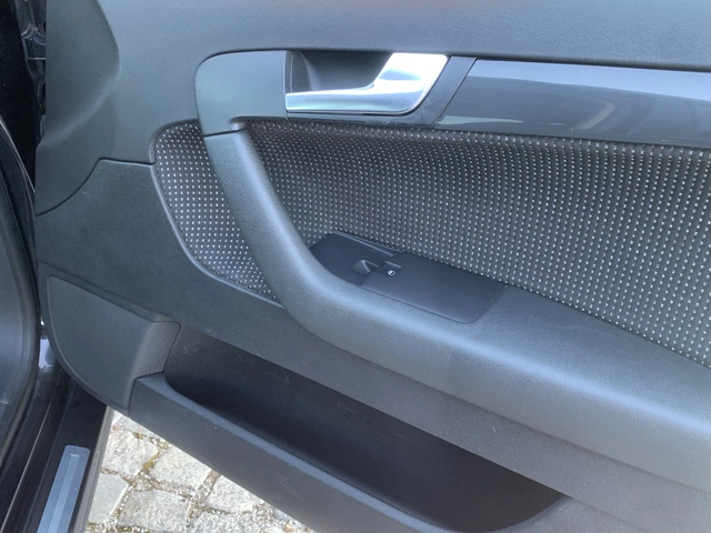 Audi A3 2.0TDI/6 speed/MULTY/Klima/CD/Sport! - автомобили, коли, обяви за нови и употребявани 13