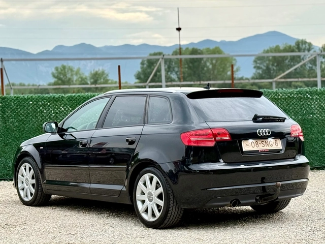 Audi A3 2.0TDi S-LINE /NAVI/XENON/LED/FACELIFT - автомобили, коли, обяви за нови и употребявани 4