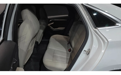 Audi A3 PREMIUM* 40TFSI* MATRIX* HEADUP* КАМЕРА* ПОДГРЕВ* - автомобили, коли, обяви за нови и употребявани 10