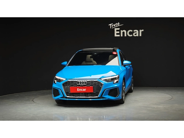 Audi A3 40 TFSI Premium | 2.0 Turbo | Панорама | - автомобили, коли, обяви за нови и употребявани 1