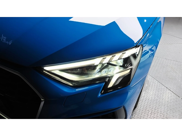 Audi A3 40 TFSI Premium | 2.0 Turbo | Панорама | - автомобили, коли, обяви за нови и употребявани 5