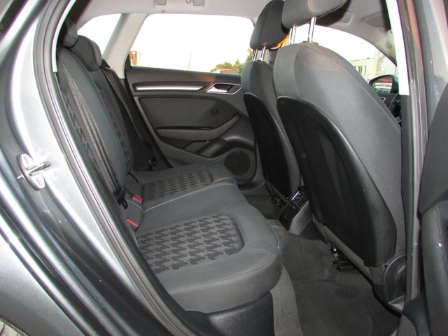 Audi A3 1.6TDI EU5B SPORTBAG - автомобили, коли, обяви за нови и употребявани 9
