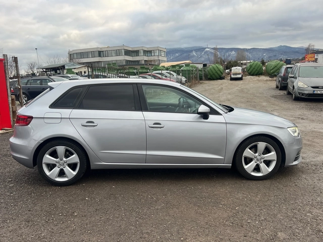 Audi A3 Собствен лизинг! 100% Одобрение - автомобили, коли, обяви за нови и употребявани 8
