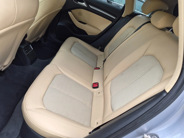 Audi A3 1.4 TFSI g-tron - автомобили, коли, обяви за нови и употребявани 12