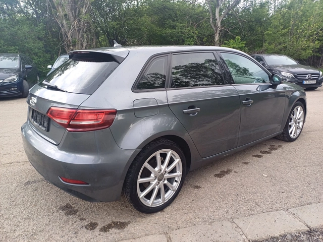 Audi A3 1.6 TDI - автомобили, коли, обяви за нови и употребявани 4