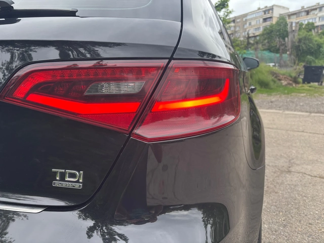 Audi A3 2.0 TDI Quattro - автомобили, коли, обяви за нови и употребявани 15