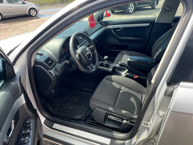 Audi A4 2.7/ /Собствен лизинг! 100% Одобрение - автомобили, коли, обяви за нови и употребявани 13