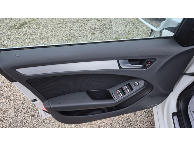 Audi A4 2.0TDI S-LINE 4Х4 190кс. FULL  ЛИЗИНГ ВИДЕО - автомобили, коли, обяви за нови и употребявани 6