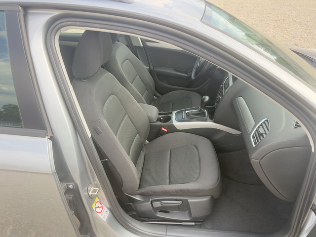 Audi A4 2.0 TDI Multitronic/Климатроник - автомобили, коли, обяви за нови и употребявани 11