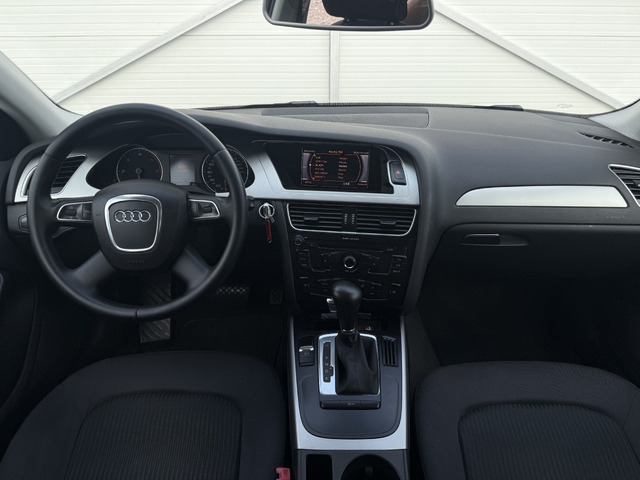 Audi A4 2.0 TDI Multitronic/Климатроник - автомобили, коли, обяви за нови и употребявани 13