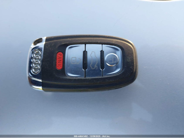 Audi A4 2.0L I-4 DI, DOHC, VVT, TURBO, 211HP Front Wheel Drive - автомобили, коли, обяви за нови и употребявани 10