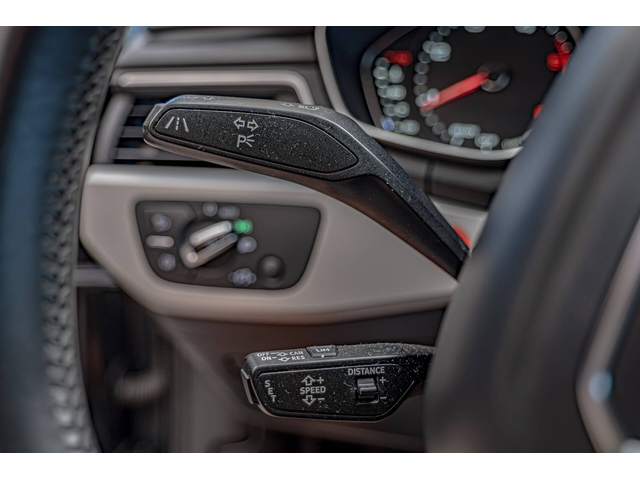 Audi A4 2.0TDI/Quattro/Distronic/Blind Assist/Lane Assist/Подгрев/Панорама/PDC/F1 - автомобили, коли, обяви за нови и употребявани 11
