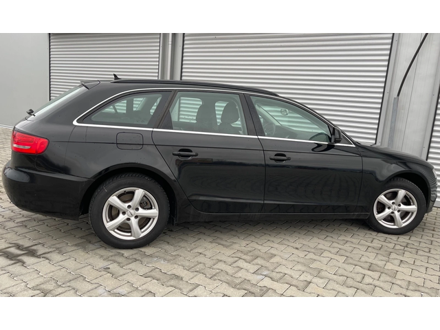 Audi A4 1, 8i bi-fuel GPL, 6ск., климатр., борд, мулти, те - автомобили, коли, обяви за нови и употребявани 7