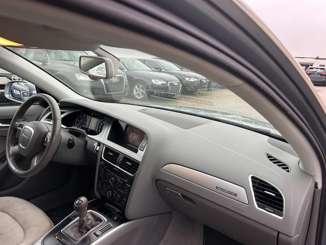Audi A4 2.0TDI QUATTRO NAVI EURO 5 - автомобили, коли, обяви за нови и употребявани 9