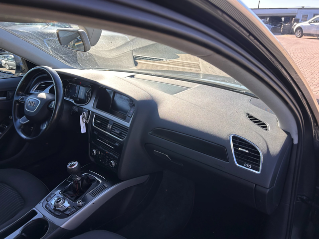 Audi A4 2.0TDI NAVI EURO 5 - автомобили, коли, обяви за нови и употребявани 9