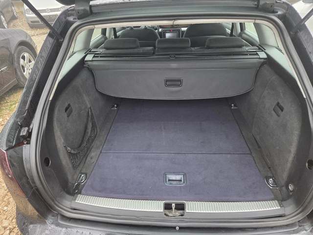 Audi A4 2.0 tdi* automat* - автомобили, коли, обяви за нови и употребявани 9