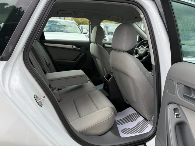 Audi A4 2.0TDI 150HP NAVI XENON PDC - автомобили, коли, обяви за нови и употребявани 13