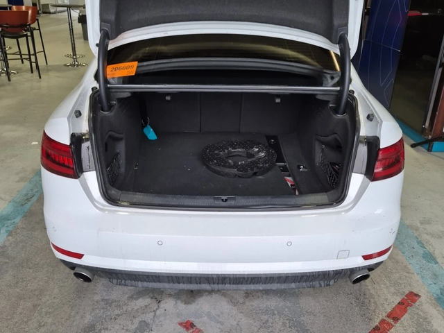 Audi A4 * PROGRESSIV * CARFAX * ЦЕНА ДО БГ - автомобили, коли, обяви за нови и употребявани 15