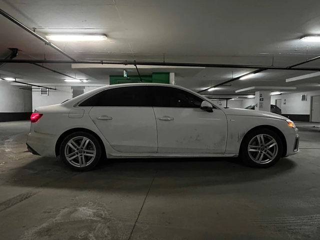 Audi A4 * Progressiv * CARFAX * ЦЕНА ДО БГ - автомобили, коли, обяви за нови и употребявани 2