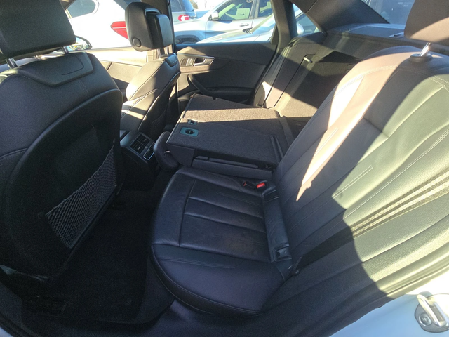 Audi A4 Premium Plus - автомобили, коли, обяви за нови и употребявани 12