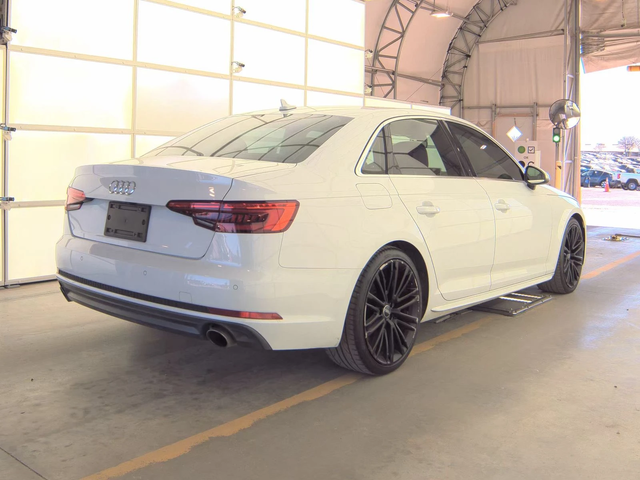 Audi A4 Premium Plus - автомобили, коли, обяви за нови и употребявани 3