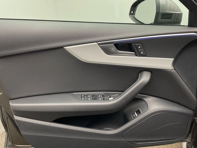 Audi A4 40 TDI quattro S line - автомобили, коли, обяви за нови и употребявани 9