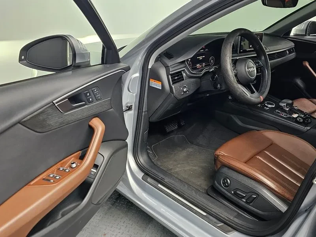 Audi A4 2.0 TDI Premium - автомобили, коли, обяви за нови и употребявани 10