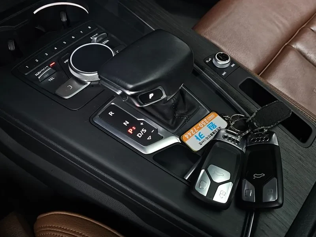 Audi A4 2.0 TDI Premium - автомобили, коли, обяви за нови и употребявани 8