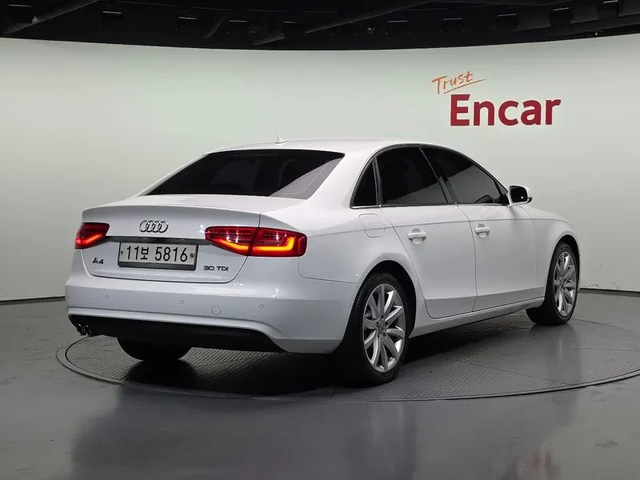 Audi A4 2.0 TDI Dynamic - автомобили, коли, обяви за нови и употребявани 3
