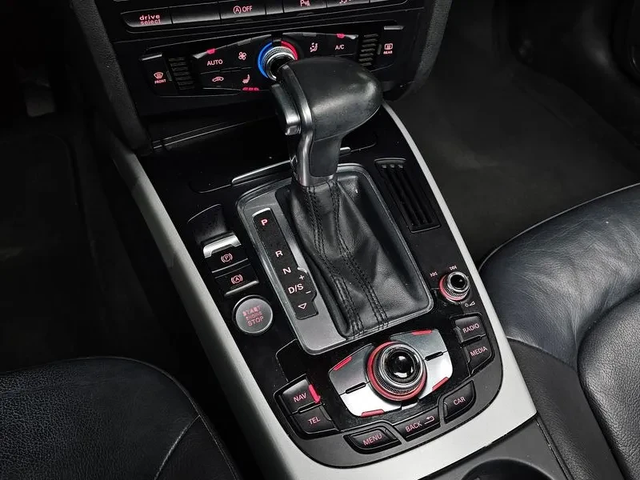 Audi A4 2.0 TDI Dynamic - автомобили, коли, обяви за нови и употребявани 16