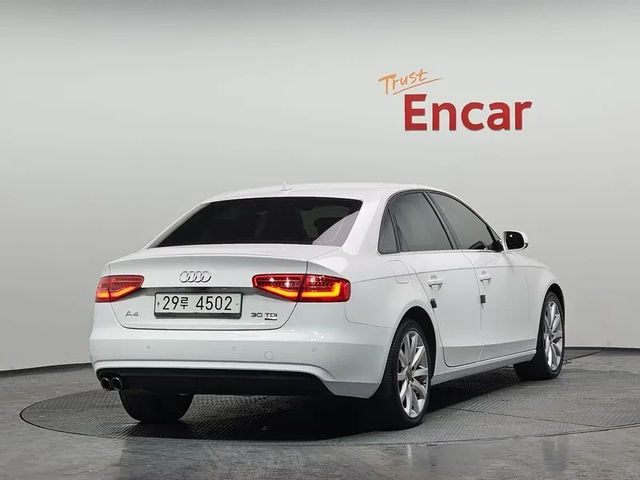 Audi A4 2.0 TDI Dynamic - автомобили, коли, обяви за нови и употребявани 2