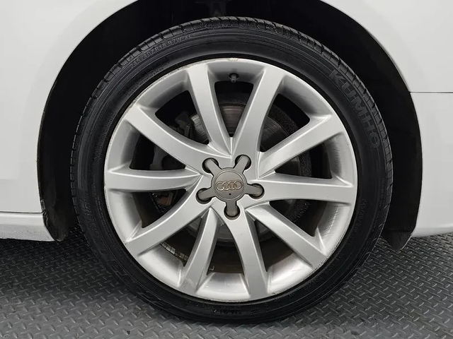 Audi A4 2.0 TDI Dynamic - автомобили, коли, обяви за нови и употребявани 8