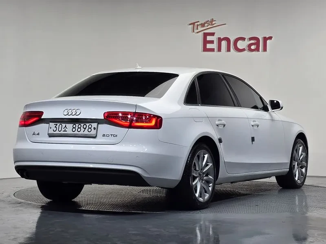 Audi A4 2.0 TDI - автомобили, коли, обяви за нови и употребявани 1