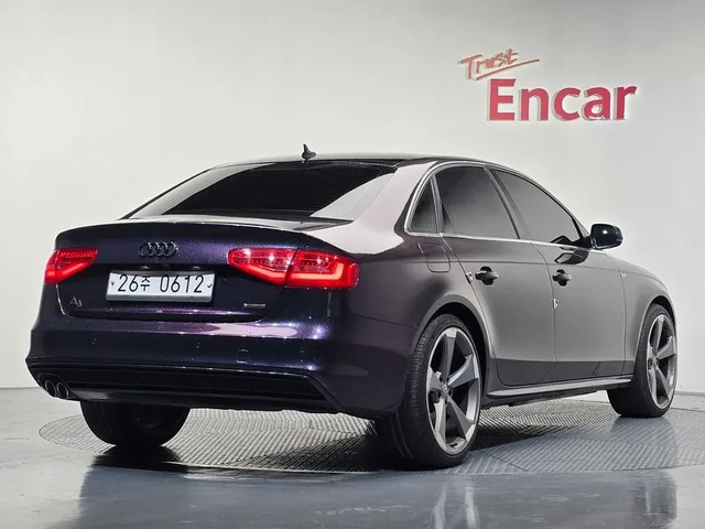 Audi A4 2.0 TDI Quattro Dynamic B8 - автомобили, коли, обяви за нови и употребявани 1