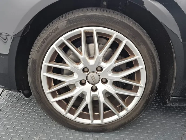 Audi A4 2.0 TDI Dynamic B8 - автомобили, коли, обяви за нови и употребявани 4