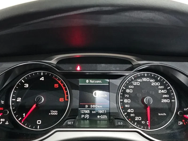 Audi A4 2.0 TDI Dynamic B8 - автомобили, коли, обяви за нови и употребявани 7