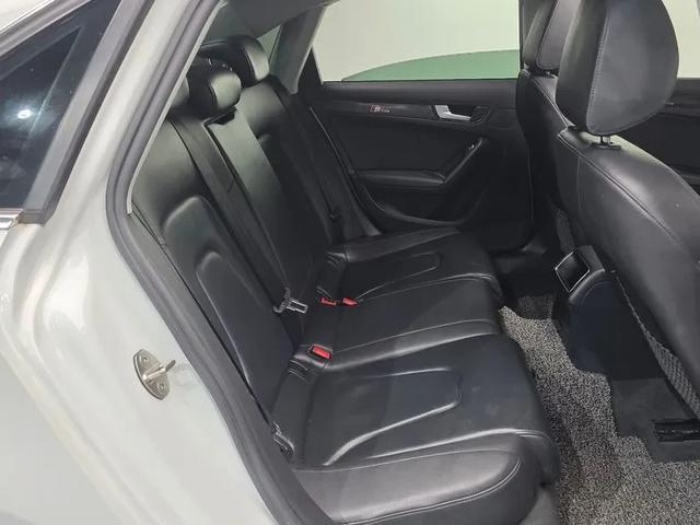 Audi A4 2.0 TDI Dynamic B8 - автомобили, коли, обяви за нови и употребявани 11