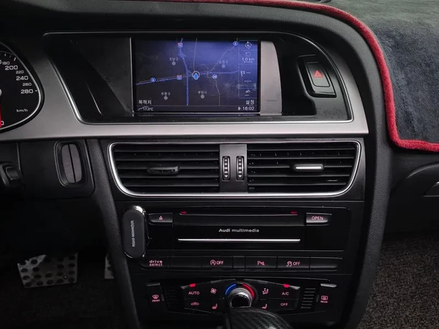 Audi A4 2.0 TDI Dynamic B8 - автомобили, коли, обяви за нови и употребявани 13