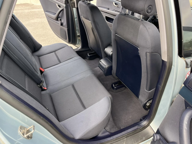 Audi A4 1.9TDI 101кс. КЛИМАТРОНИК - автомобили, коли, обяви за нови и употребявани 9