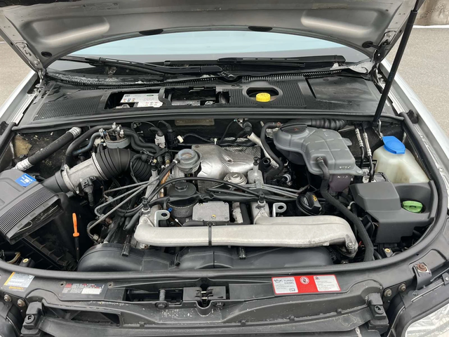 Audi A4 2.5TDI 180кс 6ск 4Х4 КЛИМАТРОНИК КСЕНОН АВТОПИЛОТ - автомобили, коли, обяви за нови и употребявани 16