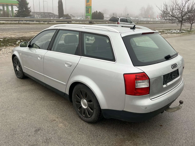 Audi A4 2.5TDI 180кс 6ск 4Х4 КЛИМАТРОНИК КСЕНОН АВТОПИЛОТ - автомобили, коли, обяви за нови и употребявани 4