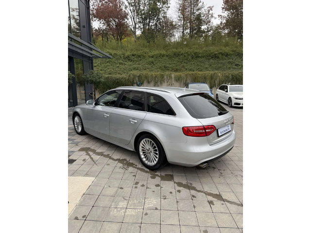 Audi A4 - автомобили, коли, обяви за нови и употребявани 5