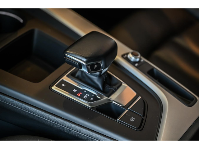 Audi A4 Quattro* Komfort* АвтоКредит* (ЦЕНА ДО БГ) - автомобили, коли, обяви за нови и употребявани 13