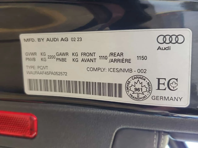 Audi A4 SLINE/TECHNIK/CARFAХ/Дистроник/Подгрев/Обдух/+ ГУМ - автомобили, коли, обяви за нови и употребявани 14