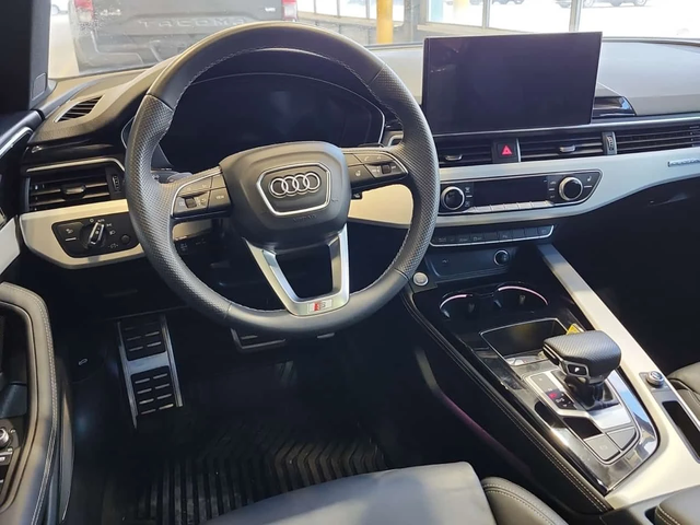 Audi A4 SLINE/TECHNIK/CARFAХ/Дистроник/Подгрев/Обдух/+ ГУМ - автомобили, коли, обяви за нови и употребявани 8