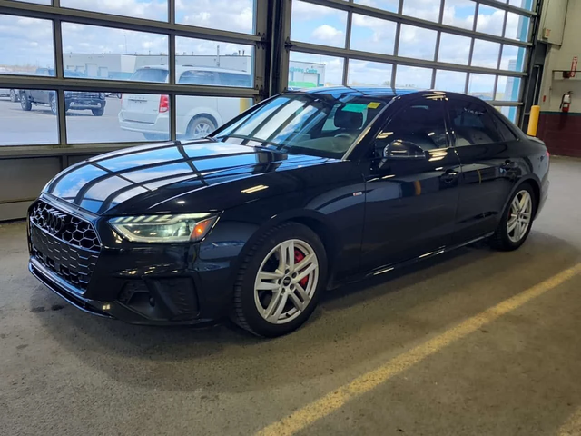 Audi A4 TECHNIK| 2 KЛЮЧА| 2 ЧИФТА ГУМИ С ДЖАНТИ| 360| - автомобили, коли, обяви за нови и употребявани 0