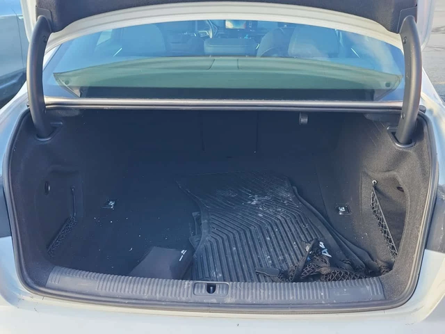 Audi A4 Komfort /DISTRONIC/CAMERA/ПОДГРЕВИ/ШИБИДАХ - автомобили, коли, обяви за нови и употребявани 12